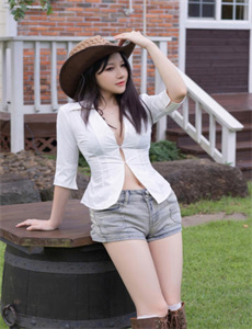 开心四房色播网/加藤奈津美